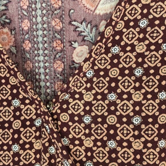 BAND OF GYPSIES Cold Shoulder Floral Dress - Picture 5 of 10